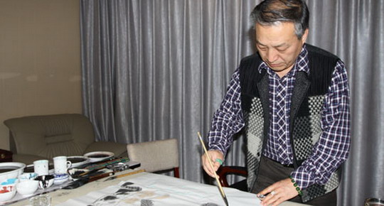 以貓寫人溫暖人生 貓畫大師李苦寒的商洛情懷