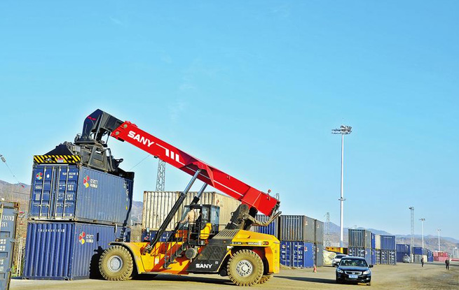 讓商山洛水“動”起來“活”起來“熱”起來