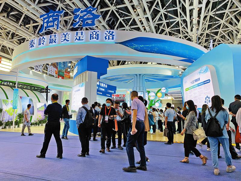 擴大招商引資 集聚強大動能