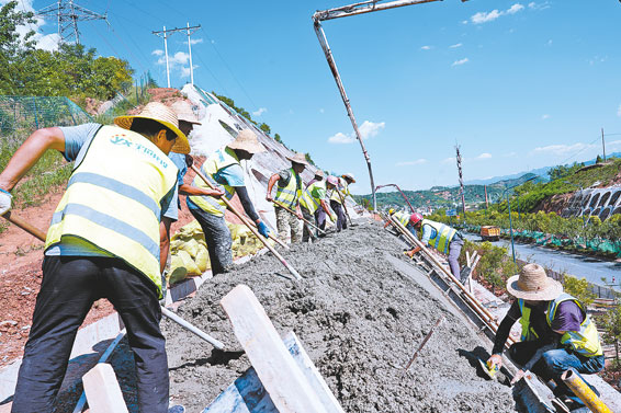 “暑”你最美！致敬高溫下的“堅(jiān)守”