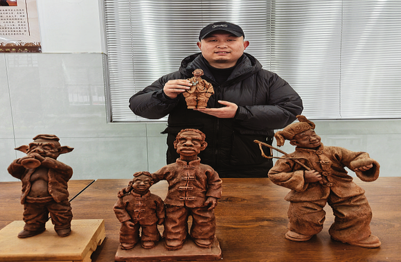 紅泥塑萬象 丹心傳非遺