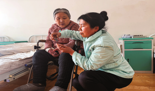 用心守護(hù) 情暖夕陽