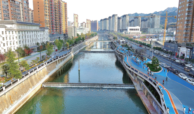 一河兩岸融城景 十里長廊惠民生