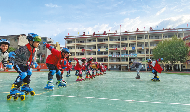 讓孩子在運(yùn)動(dòng)中拔節(jié)生長(zhǎng)