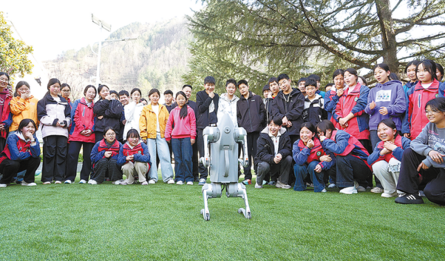 科普春風拂山鄉(xiāng) 科學種子播心田