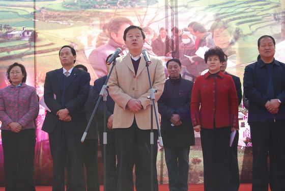 市委常委、市政府常務(wù)副市長(zhǎng)張榮珠講話.jpg