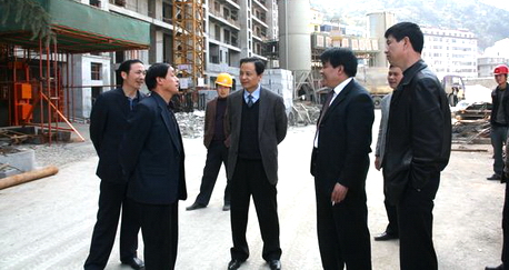 縣長張盈安調(diào)研天坤都市工程建設(shè)