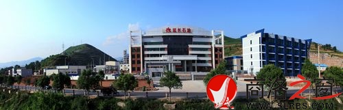 已經(jīng)建成并試車生產(chǎn)的氟硅產(chǎn)業(yè)園1。.jpg