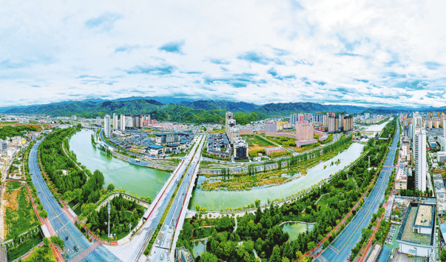 項(xiàng)目撬動大騰飛 揚(yáng)帆起航展新貌