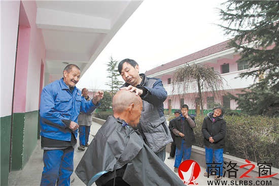 義務為殘疾老人理發(fā)